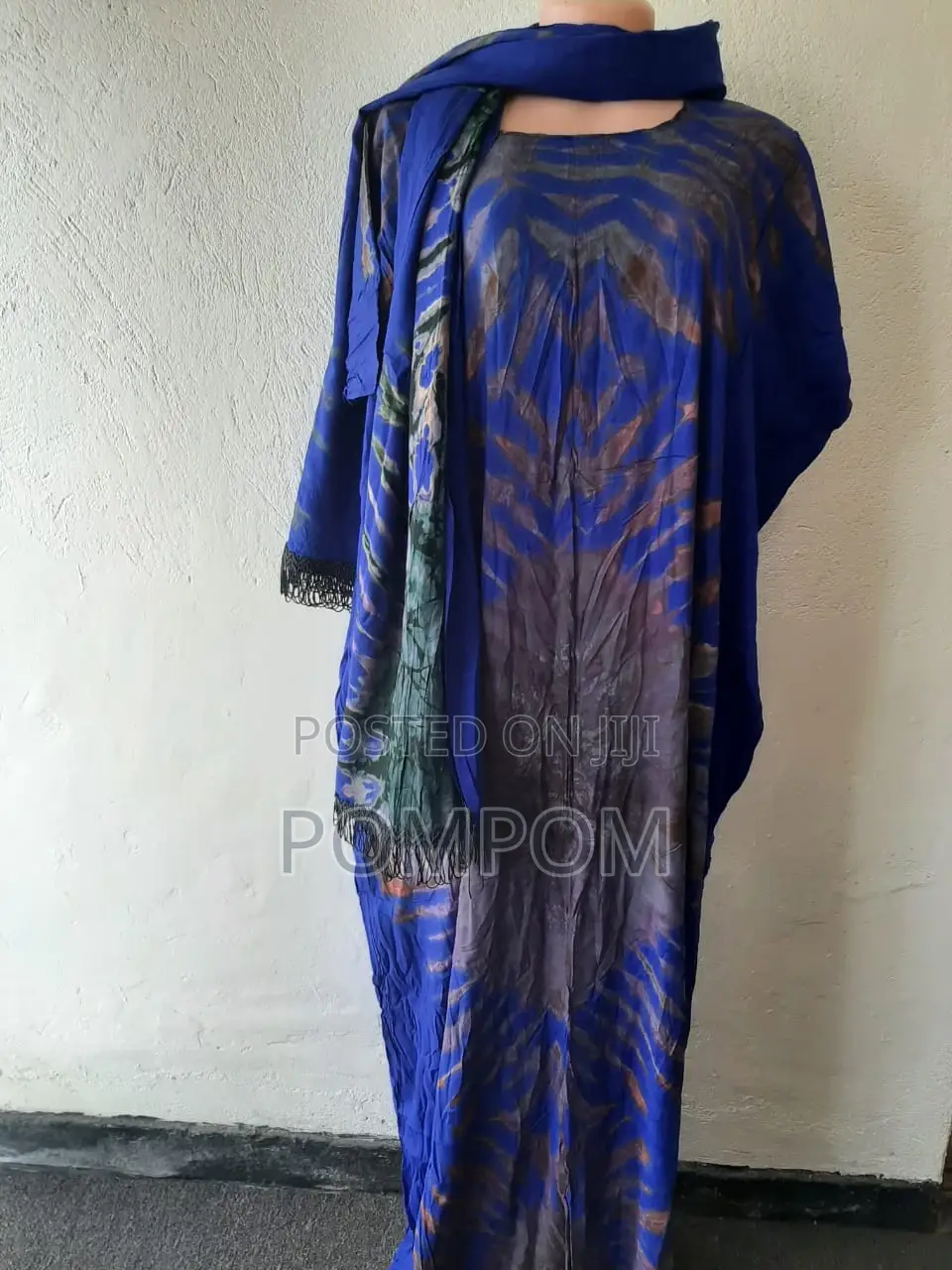 Tie and Die Deras