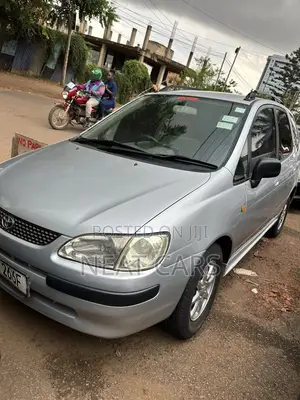Toyota Corolla Spacio 1998 Silver