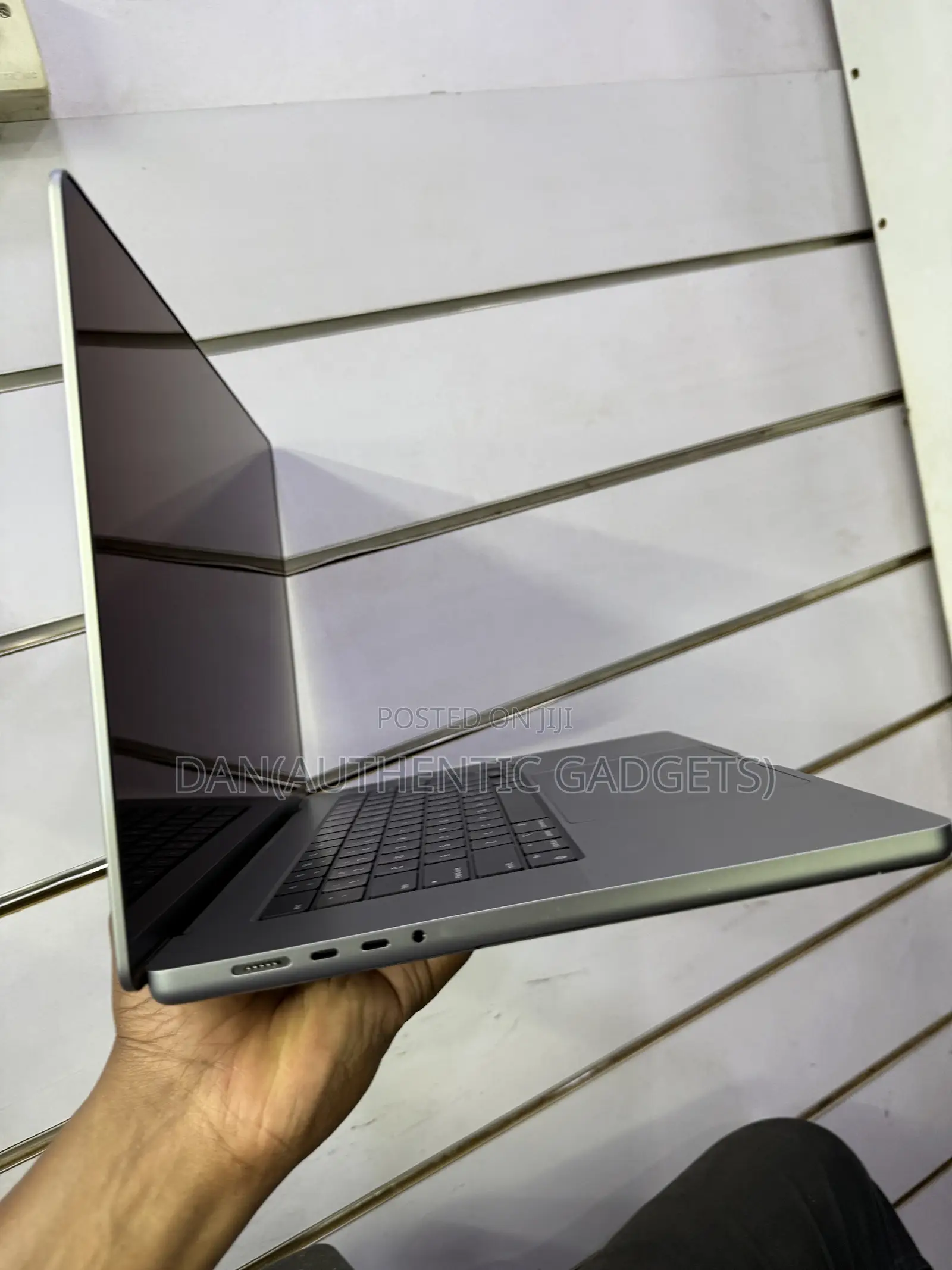 Laptop Apple MacBook Pro 2023 M2 Pro 16-inch 16GB Apple M2 Ultra SSD 1T