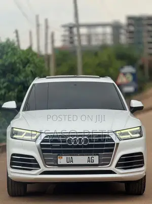 Audi Q5 2.0T Premium AWD quattro 2018 White