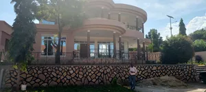 5bdrm Mansion in Makindye for rent