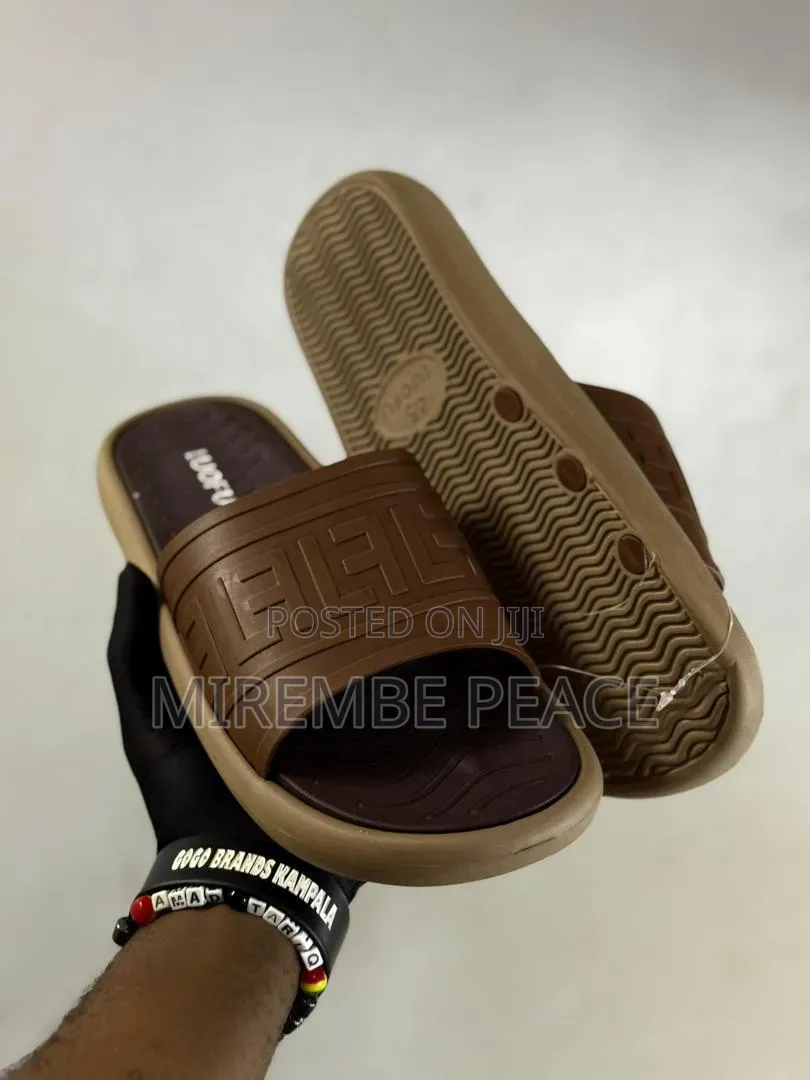 Fendi Slides