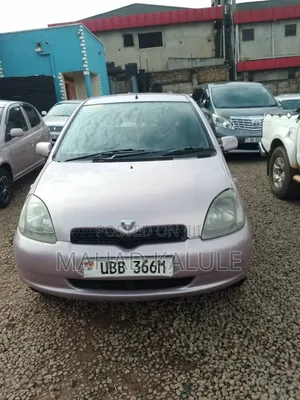 Toyota Vitz 2002 Pink
