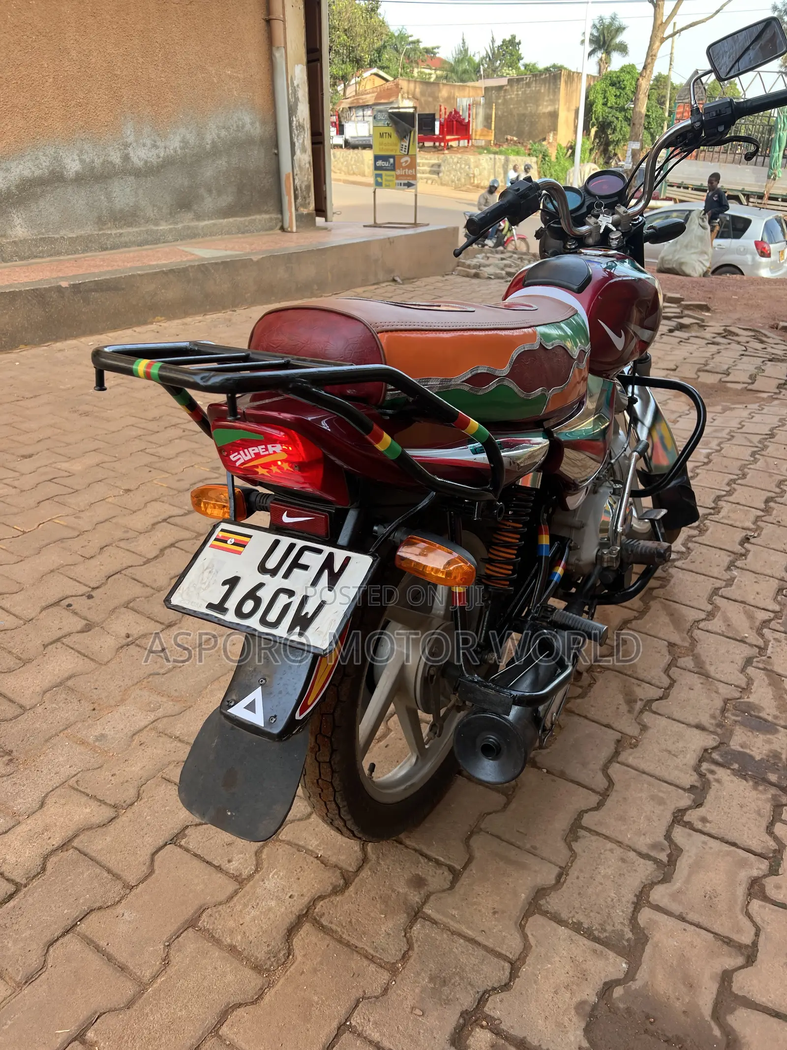 Bajaj CT 125X 2023 Red