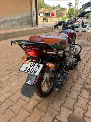 Bajaj CT 125X 2023 Red