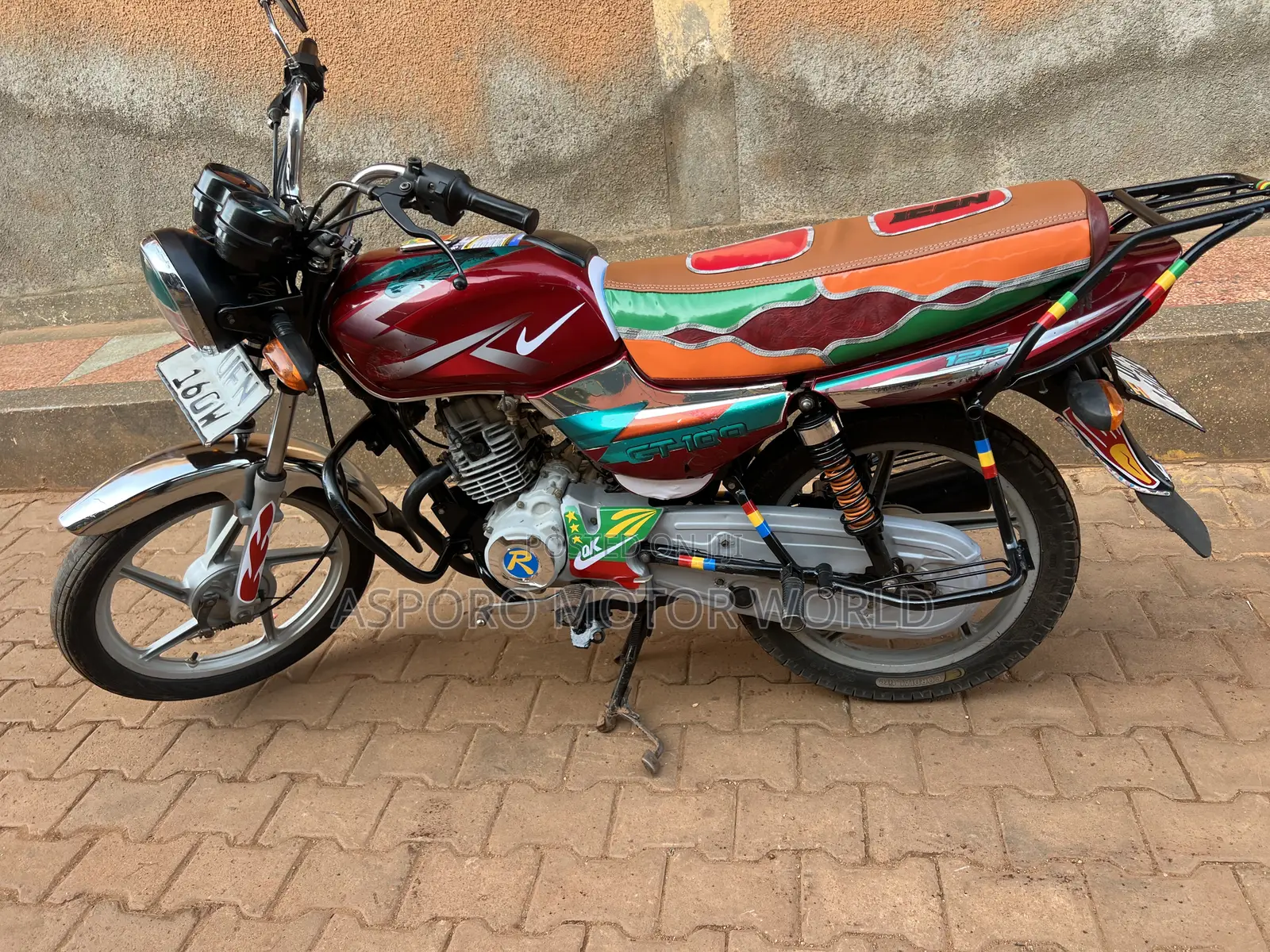 Bajaj CT 125X 2023 Red