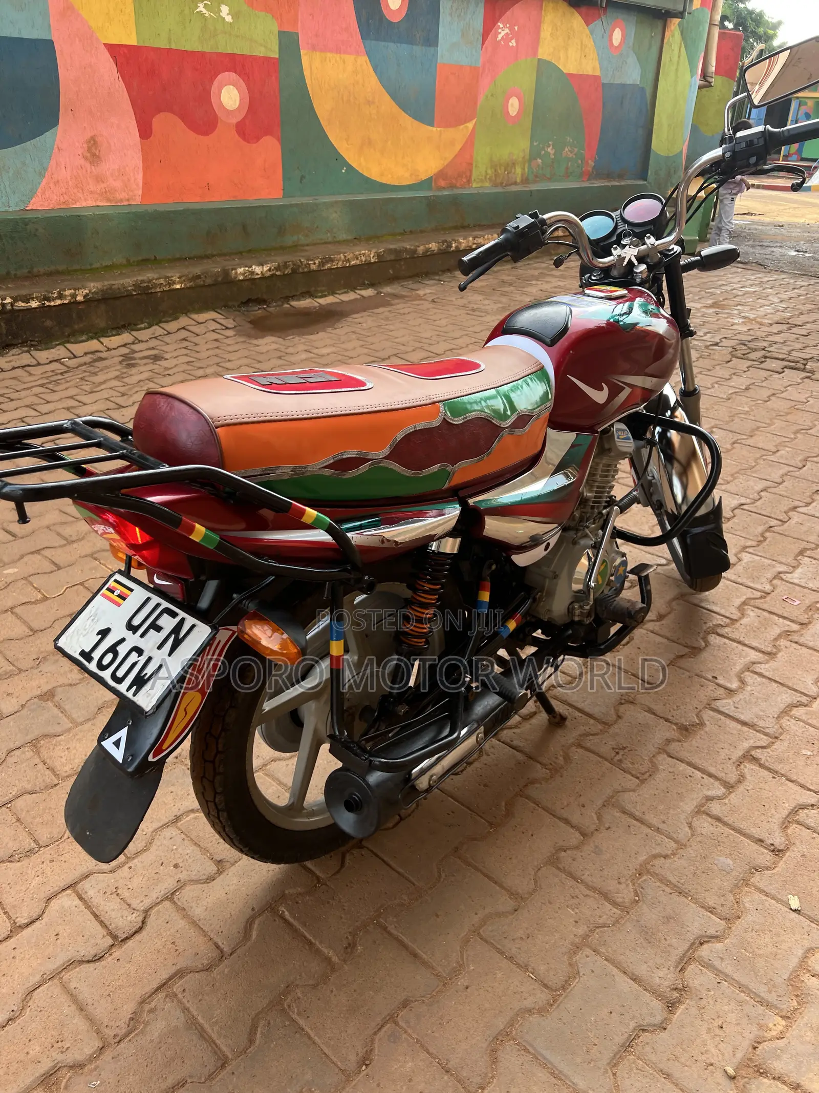 Bajaj CT 125X 2023 Red