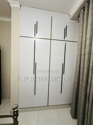 Modern Built-in Wardrobe Installation