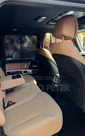 Mercedes-Benz G-Class 2024 Blue