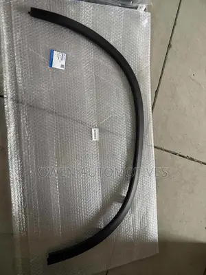 W166 Gle Coupe Front Fender Trim