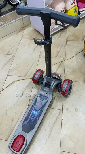 Louis Kids Scooter