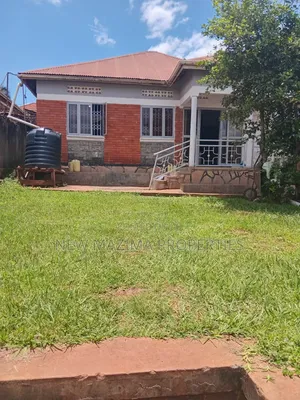 3bdrm Bungalow in Bunamwaya, Central Division for sale