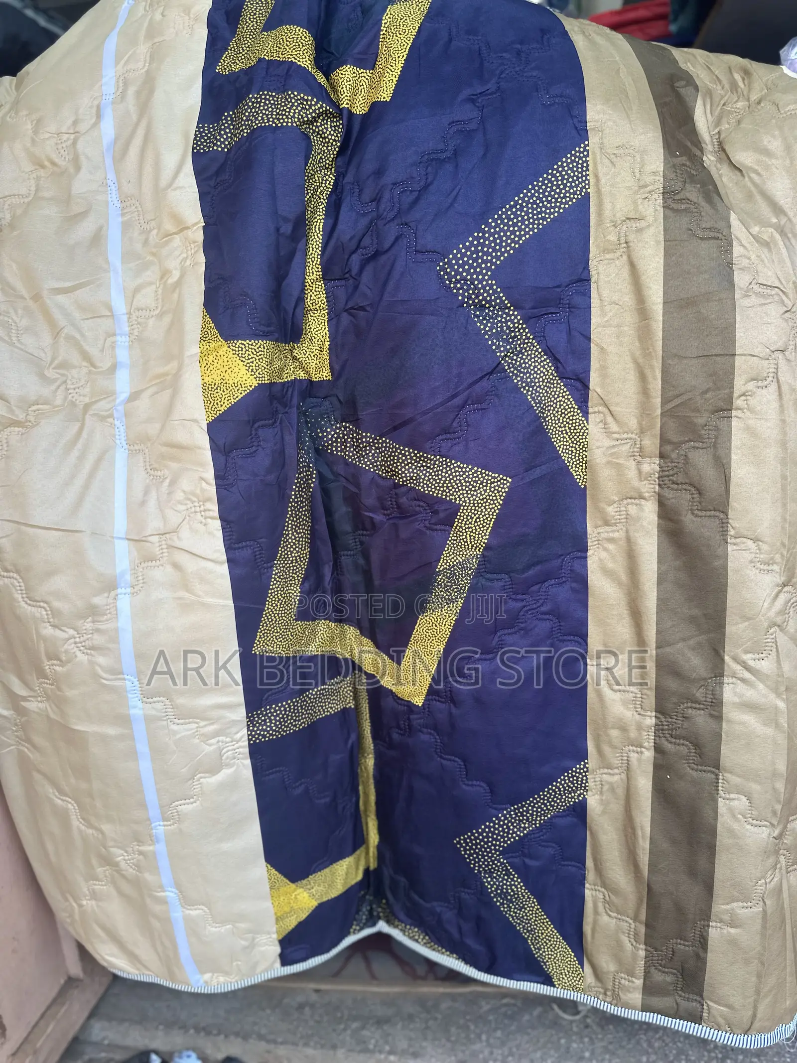 Printed Comforter Blankets