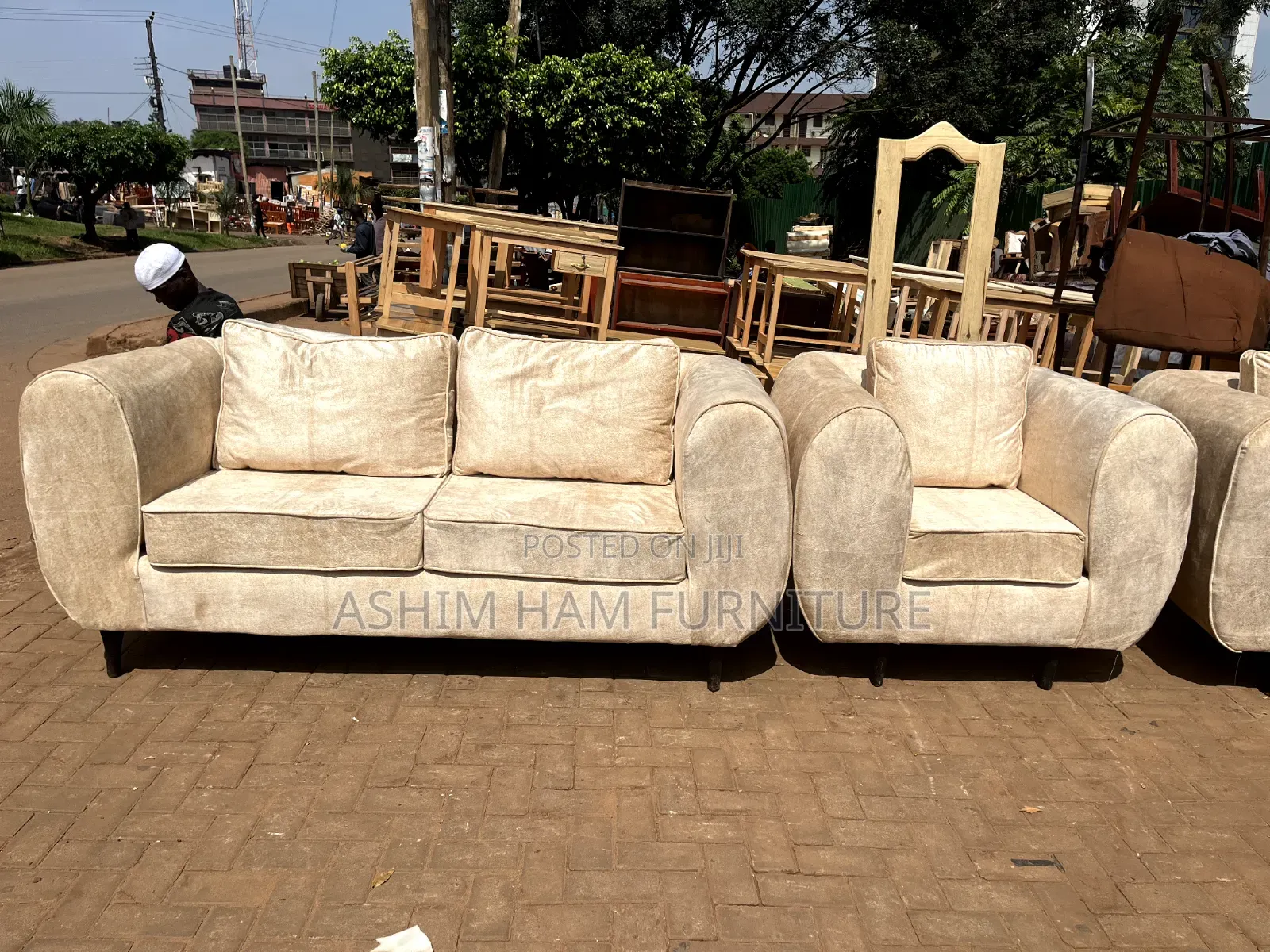 Luxury 3 Seaters Sofa Set ,Valvet