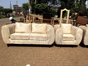 Luxury 3 Seaters Sofa Set ,Valvet