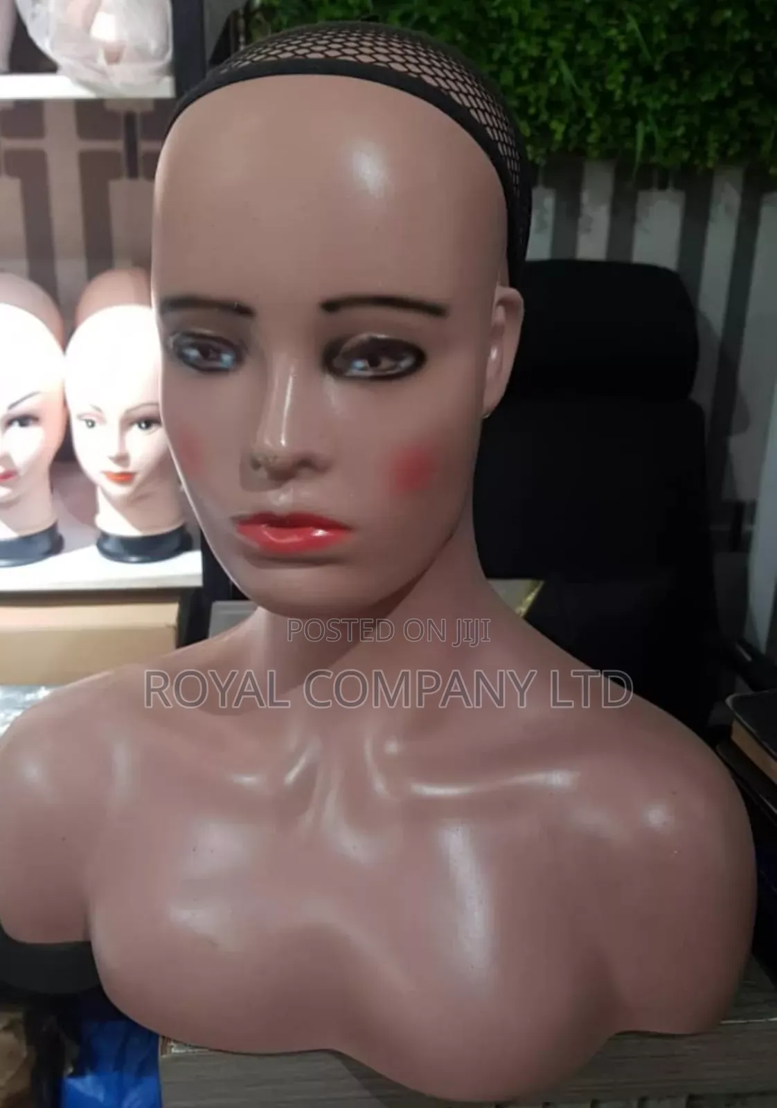 Female Mannequin Head