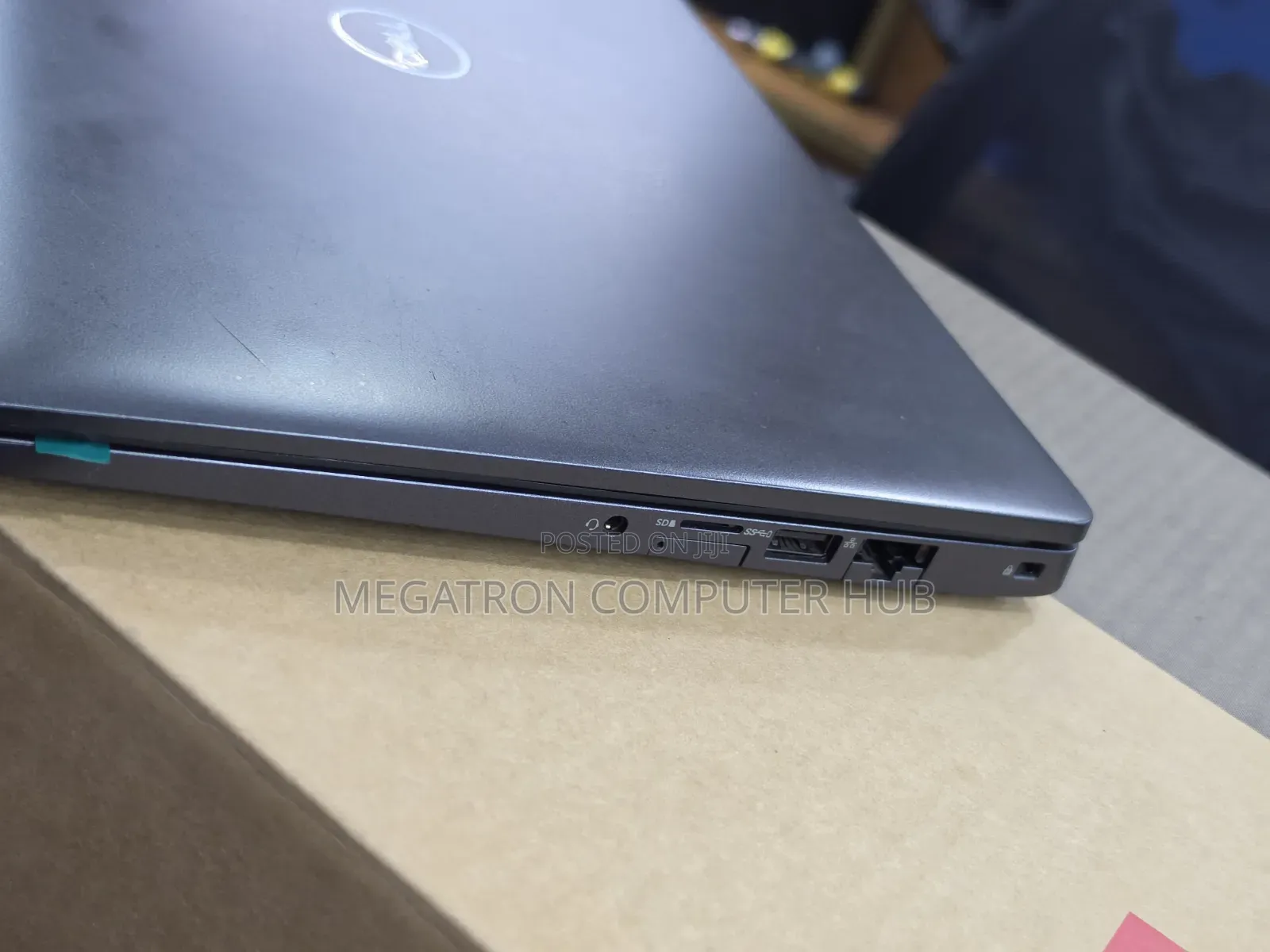Laptop Dell Latitude 5300 8GB Intel Core i5 SSD 256GB