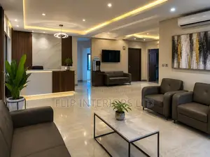 Modern Waiting Area Design