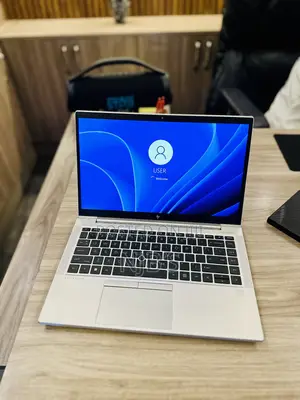 New Laptop HP EliteBook 840 G8 8GB Intel Core i5 SSD 256GB