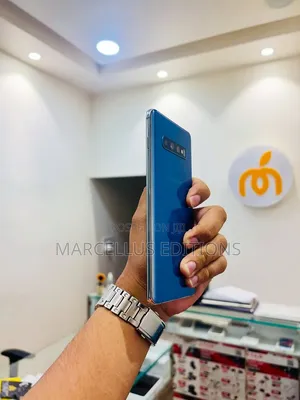 Samsung Galaxy S10 Plus 128 GB Blue