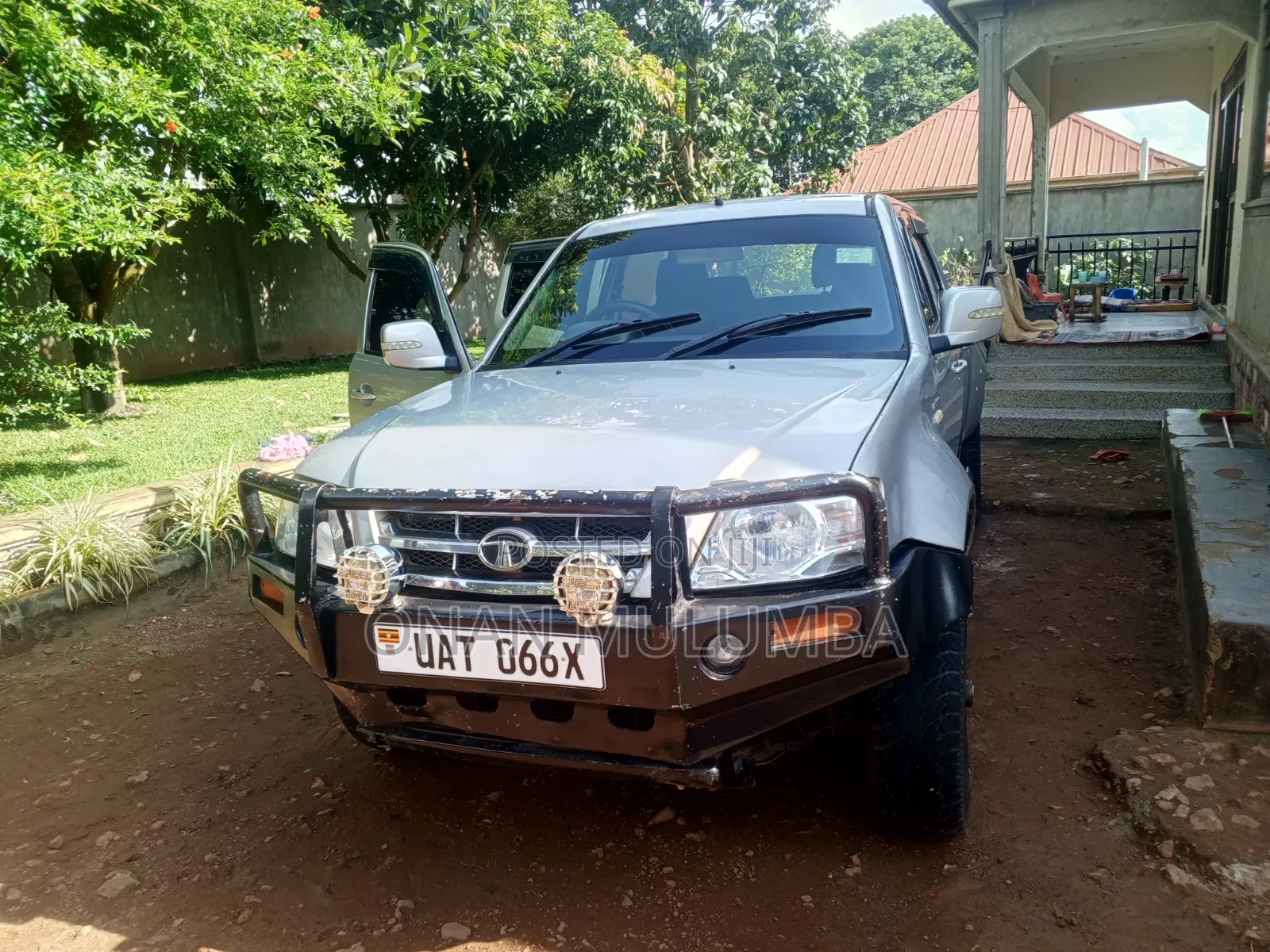 Tata Xenon 2007 Silver