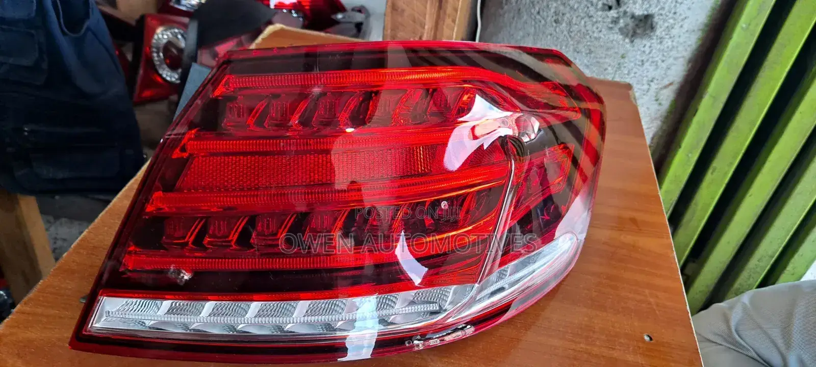 Mercedes Benz E Class W212 Facelift Tail Light