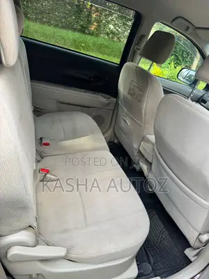 Toyota Passo Sette 2009 Burgundy