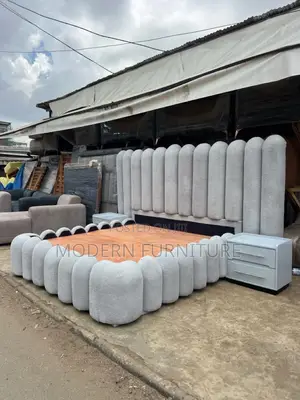 King’S Size Bed of 6x6 Feet