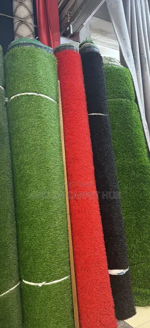 Heavy Duty Artificial Grass Carpet – Durable Stylish