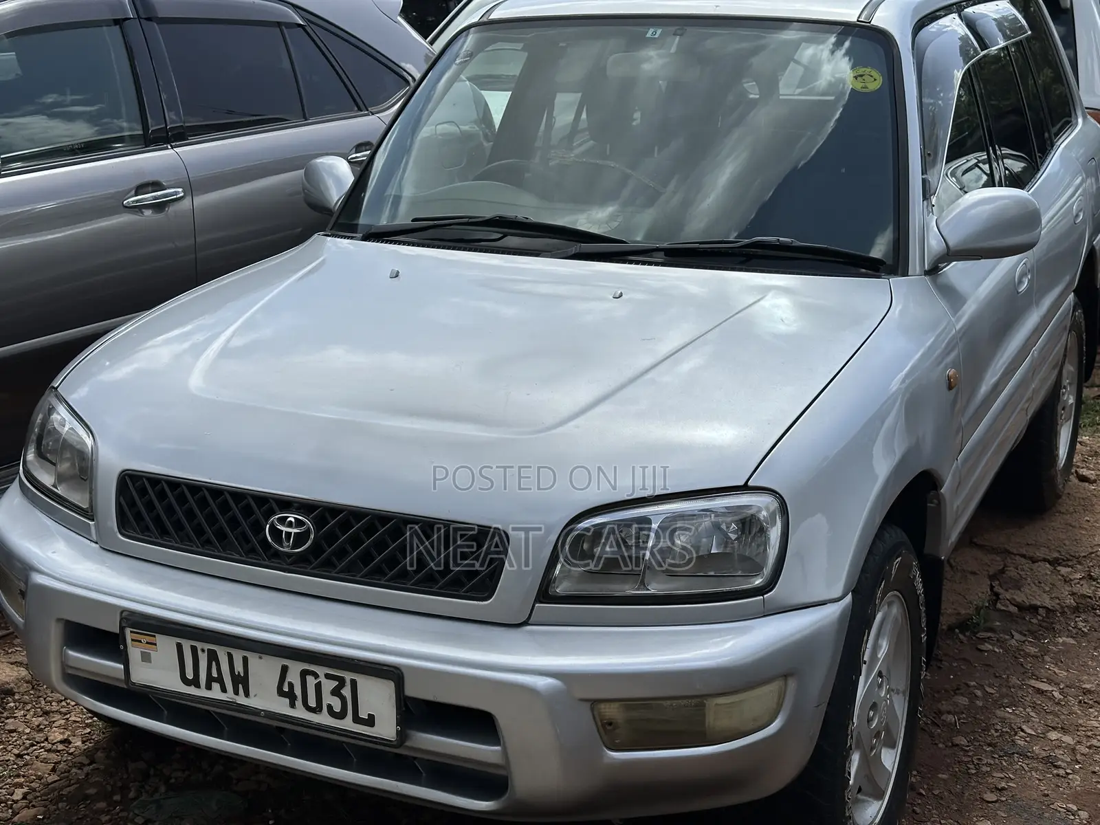 Toyota RAV4 1999 Silver