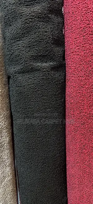 Luxury Black Woolen Carpet – Modern Interior Decoration