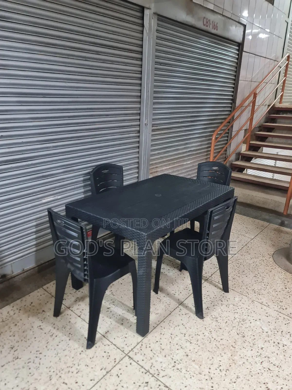 Patio Durable Outdoor Garden Plastic Table and Chairs