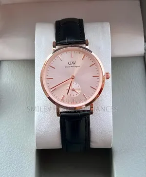 Pink Face Daniel Wellington Ladies Wrist Time Piece at Discount