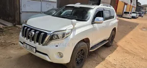 Toyota Land Cruiser Prado 2017 White