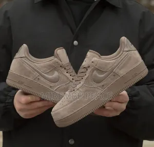 Nike Air Force Swed