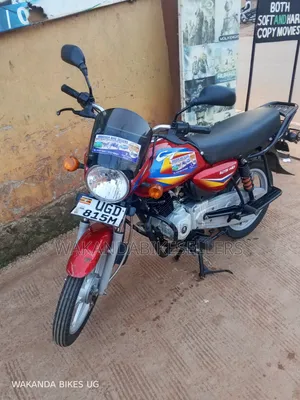 Bajaj Boxer 125 2024 Red