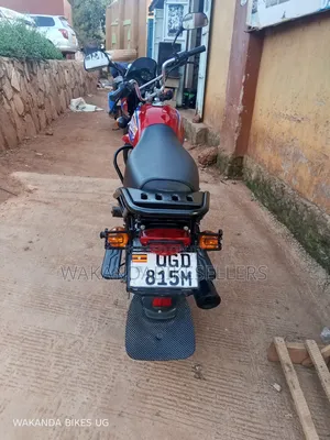 Bajaj Boxer 125 2024 Red