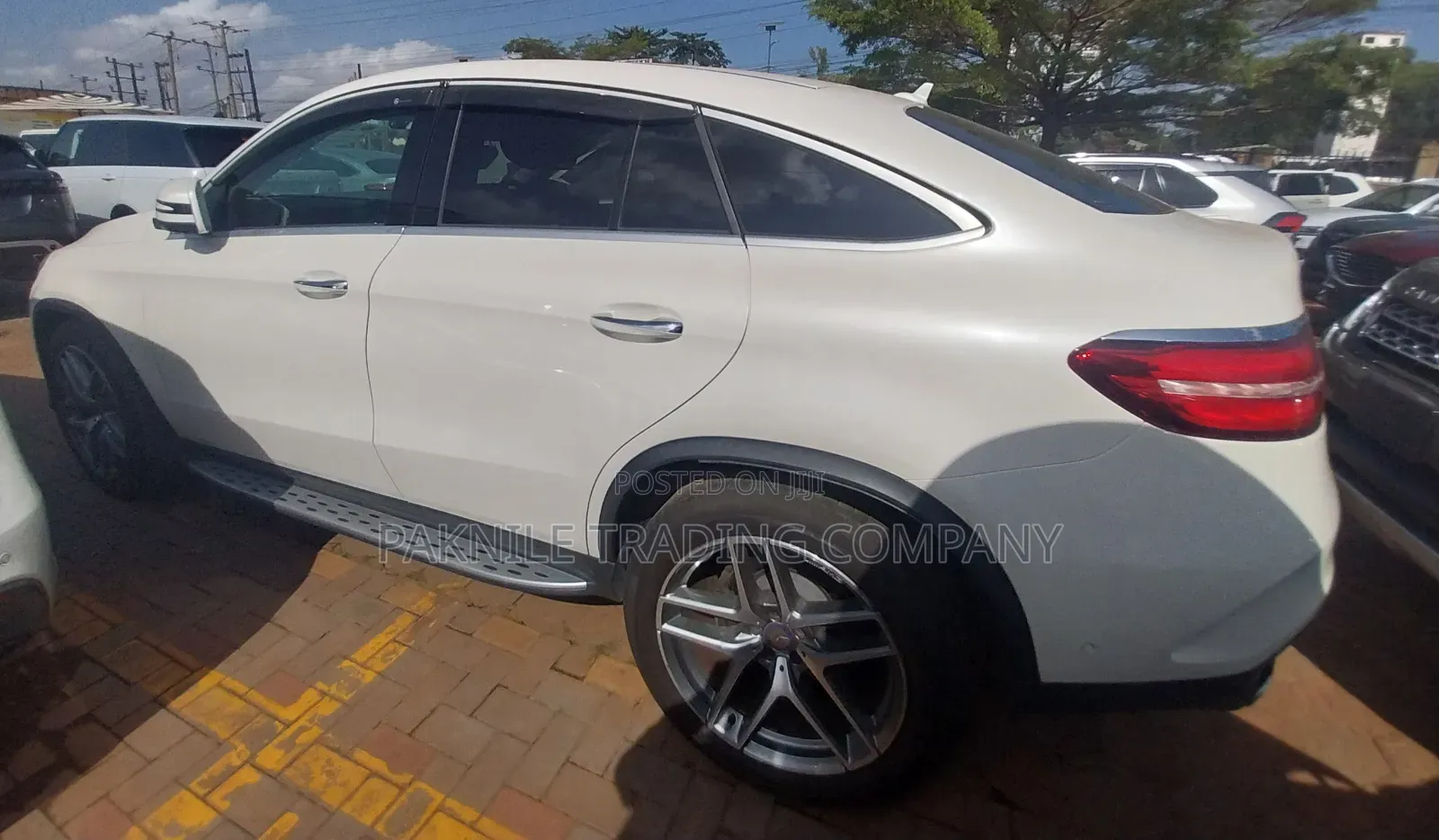 Mercedes-Benz 350D 2015 White