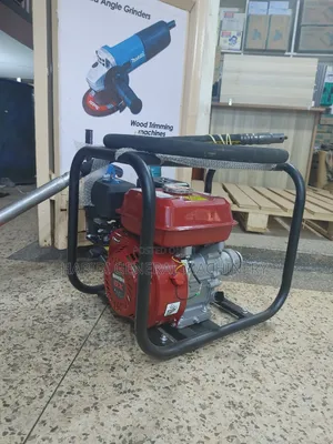 Heavy Duty Petrol/Gasoline Concrete Vibrators Honda for Construction