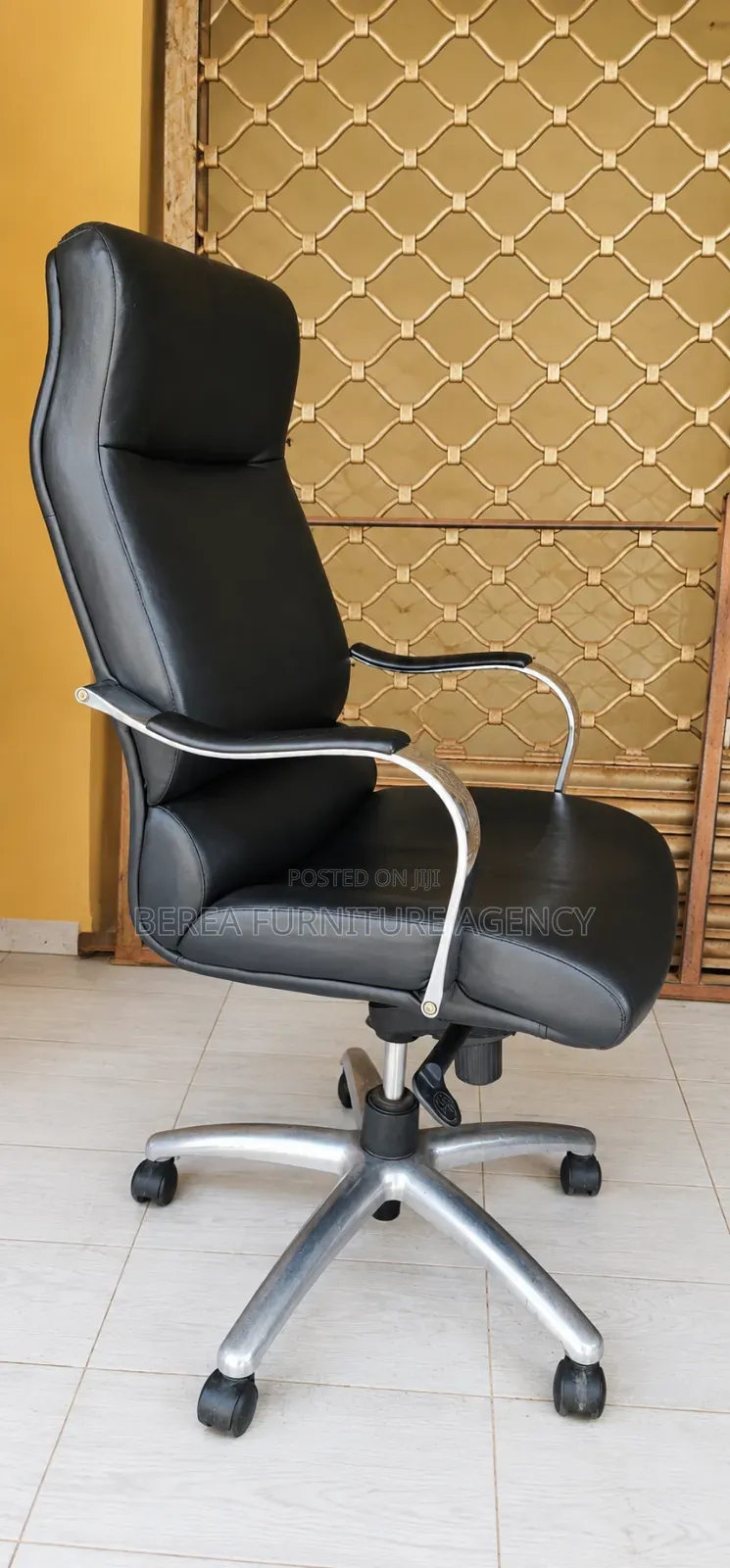 Unique Pure Leather Executive Office Chair