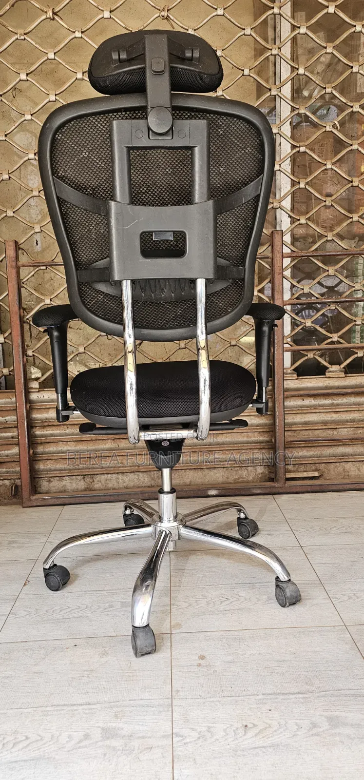 Heavy Duty Mesh and Metallic Executive Chair