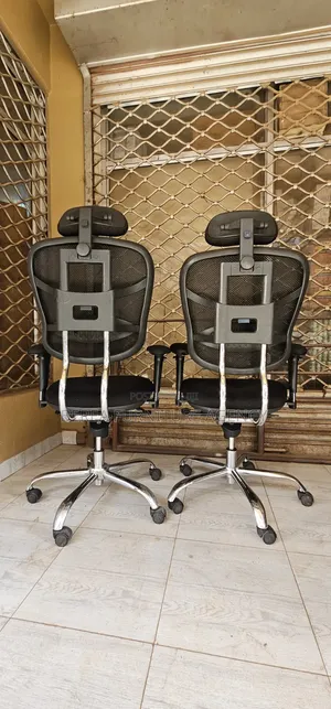 2pcs of Heavy Duty Mesh Office Chairs