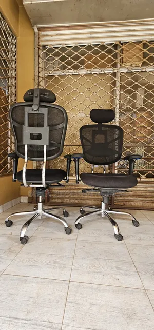2pcs of Heavy Duty Mesh Office Chairs