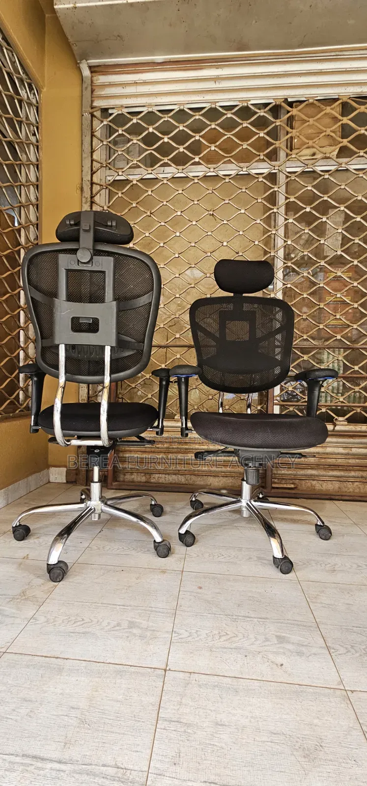 2pcs of Heavy Duty Mesh Office Chairs