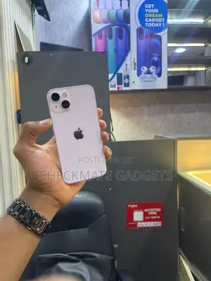 Apple iPhone 13 256 GB Pink