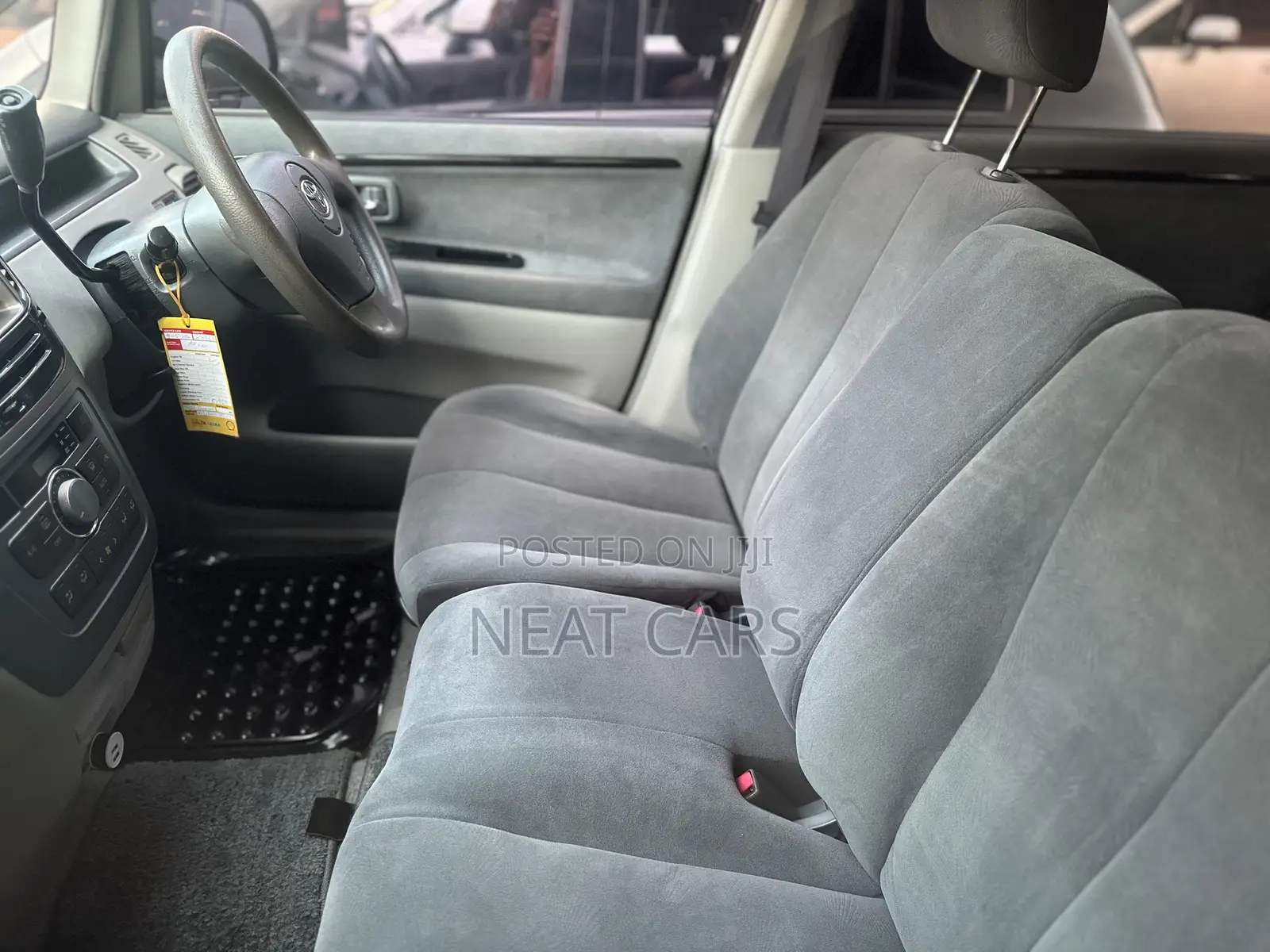 Toyota Nadia 1999 White