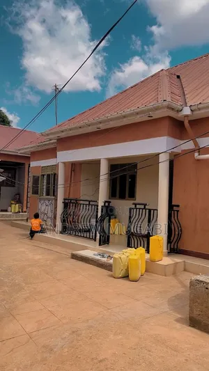 Furnished 3bdrm Bungalow in Rubaga for sale