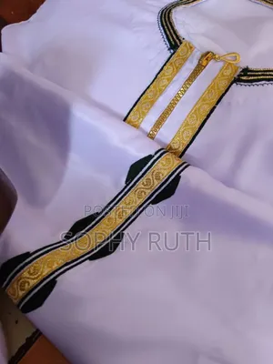 Bridal Traditional Kanzu With a Zip and a Sticker.