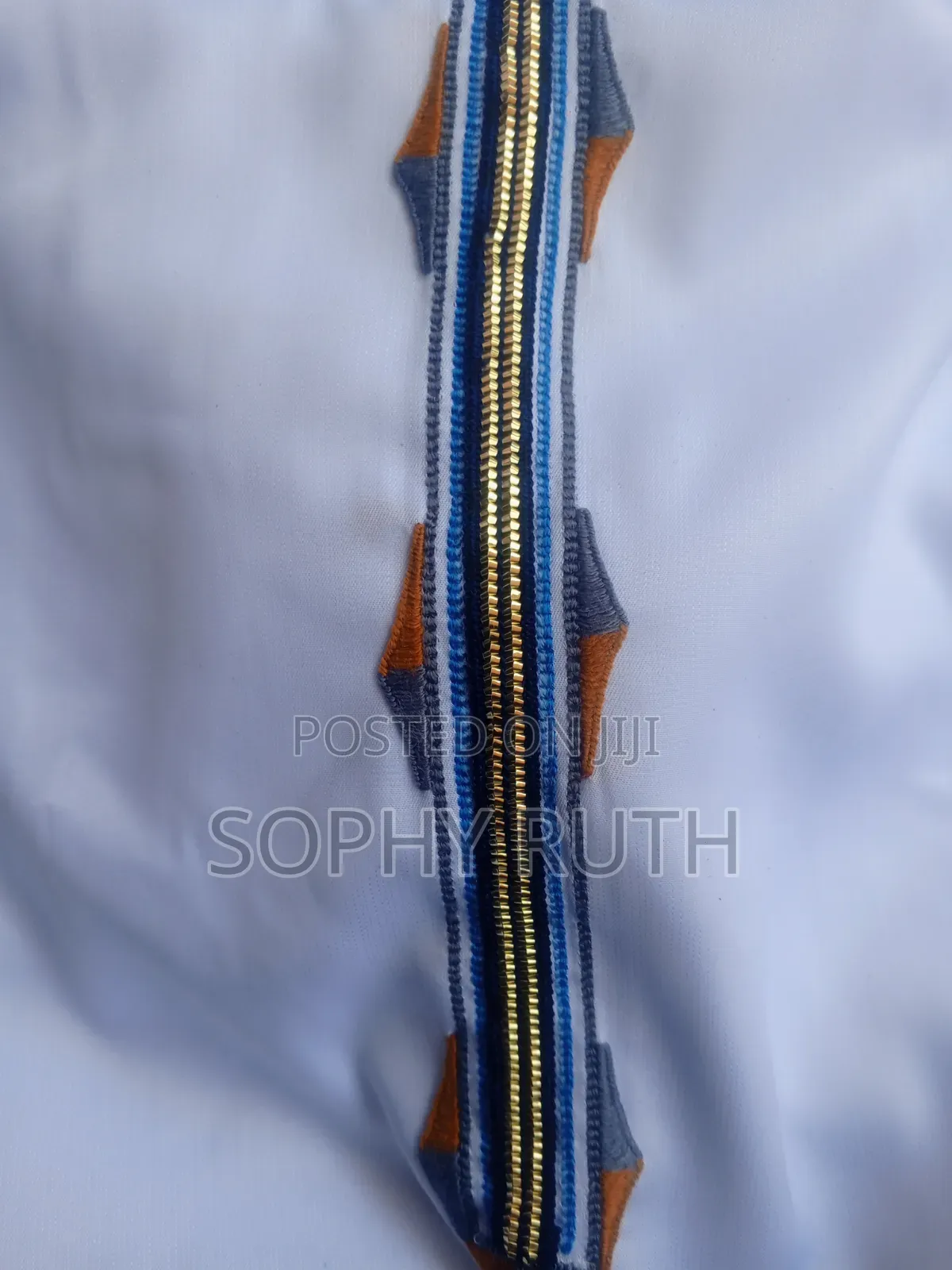 Bridal Traditional Kanzu With a Zip and a Sticker.