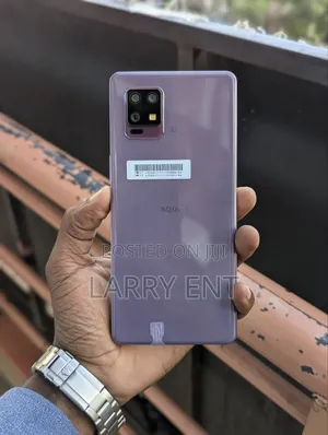 Sharp Aquos zero6 128 GB